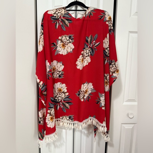 Red Floral Umgee Open Front Kimono Top - Boho with Fringe Tassels (Size M/L) - Picture 2 of 6